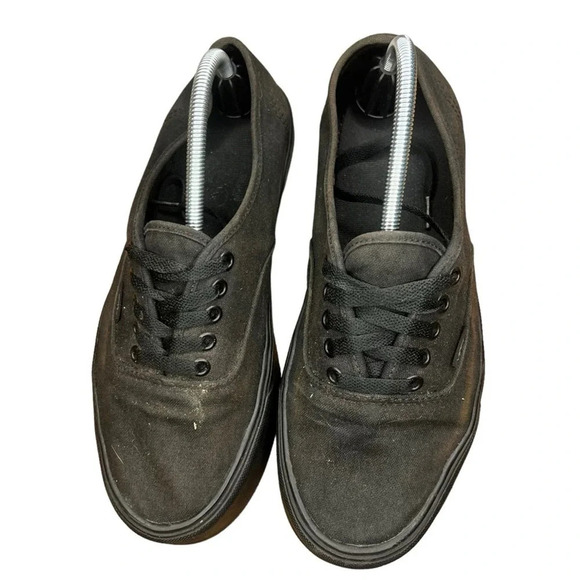 Vans Authentic Black Canvas Casual Skate Shoe/Sneaker Men’s 5/ Women’s 6.5 - Picture 2 of 8